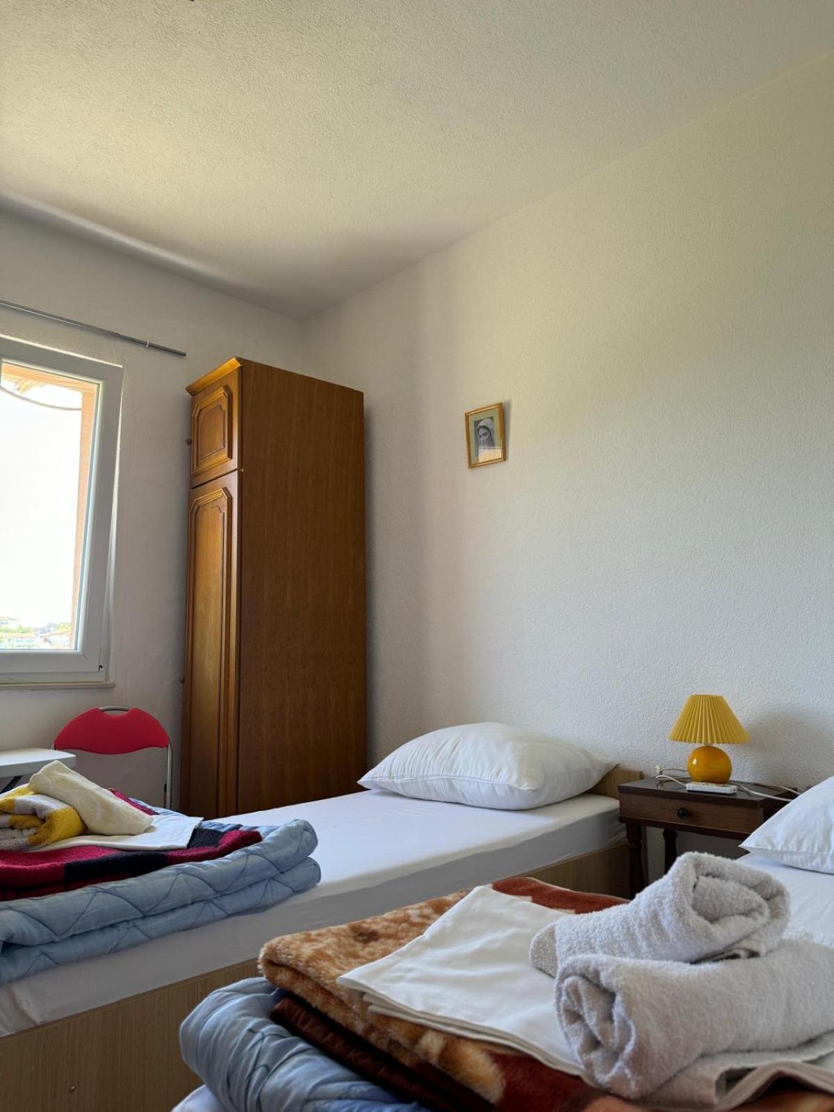 Pansion Ivanka Barac Medjugorje Quarto foto